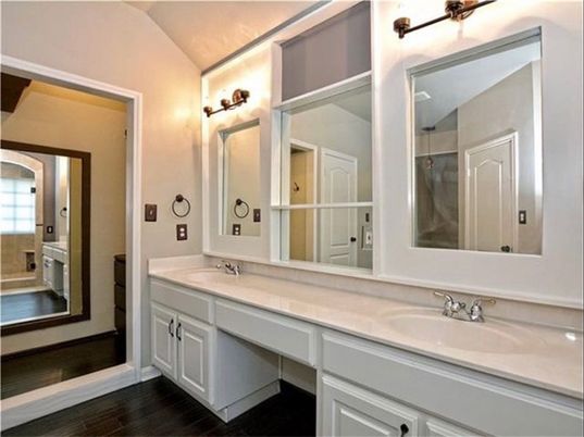 Bathroom, Dual Sink Vanities, Interior, Wood Texture Flooring