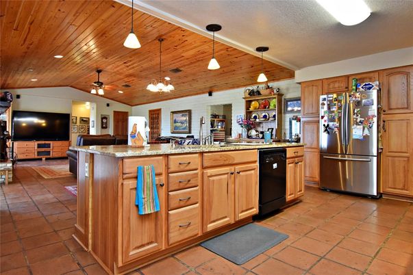 Interior, Kitchen, Pendant Lights, Recessed Lighting, Wooden Ceilings