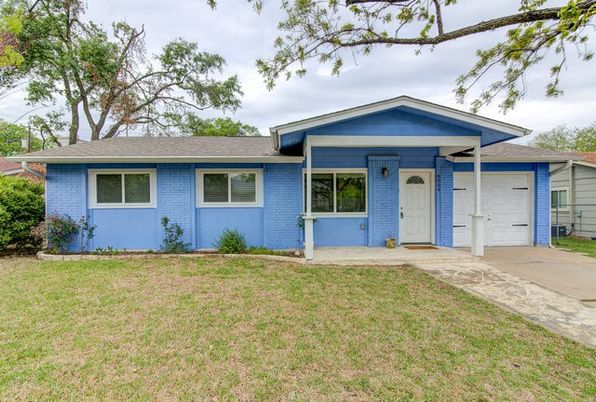 Attached, Backyard, Exterior, Facade, Ranch