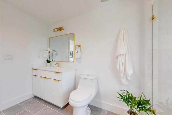 Bathroom, Interior