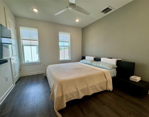 Bedroom, Interior, Recessed Lighting, Wood Texture Flooring