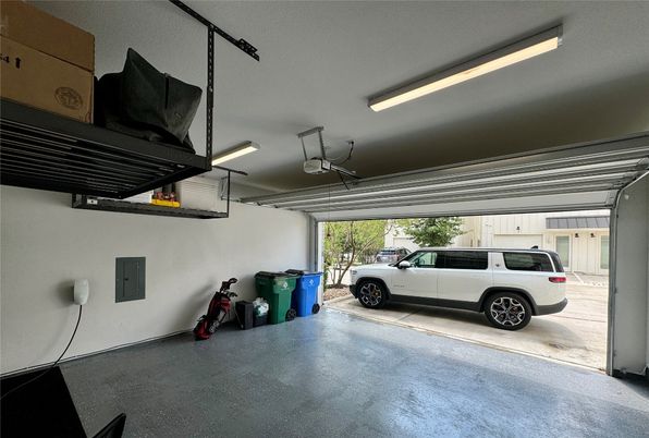 Garage, Interior