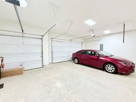 Garage, Interior