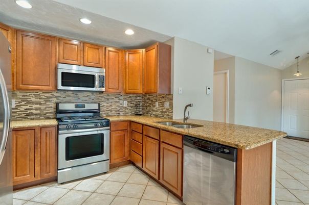 Interior, Kitchen, Pendant Lights, Recessed Lighting, Stainless Steel Appliances