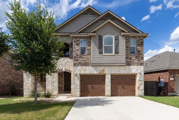 Attached, Exterior, Facade, Brick Traditional