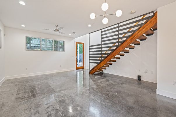 Empty room, Interior, Pendant Lights, Recessed Lighting