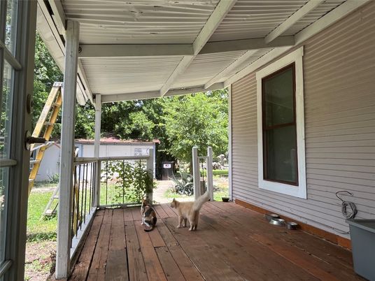Exterior, Wood Texture Flooring