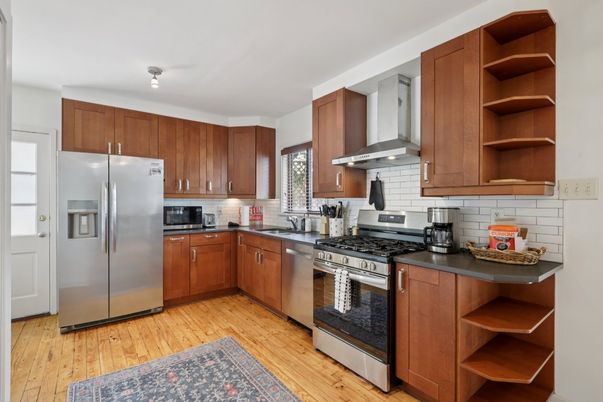 Interior, Kitchen, Stainless Steel Appliances, Wood Texture Flooring