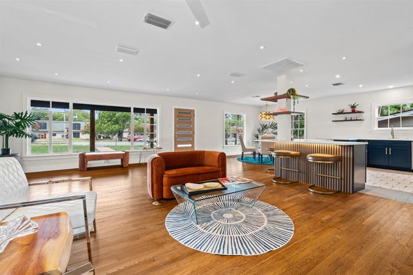 Interior, Living room, Recessed Lighting, Wood Texture Flooring