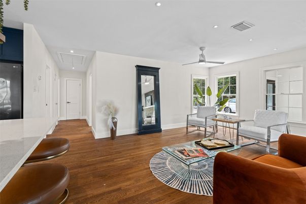 Interior, Living room, Recessed Lighting, Wood Texture Flooring