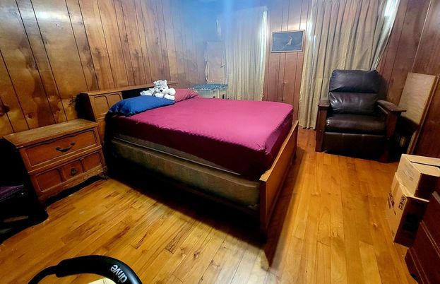 Bedroom, Interior, Wood Texture Flooring, Wooden Walls