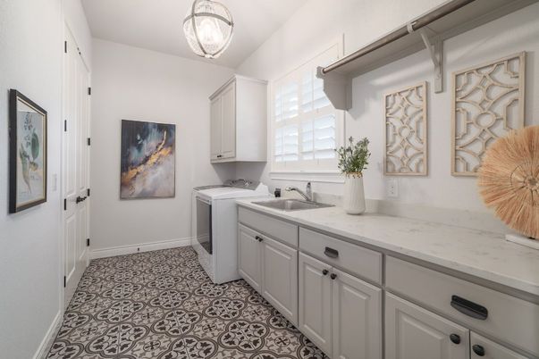 Interior, Washer