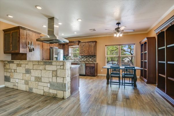 Dining room, Interior, Kitchen, Recessed Lighting, Wood Texture Flooring