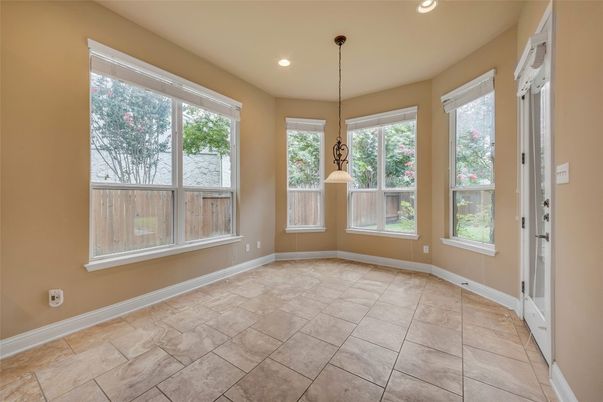 Empty room, Interior, Pendant Lights, Recessed Lighting