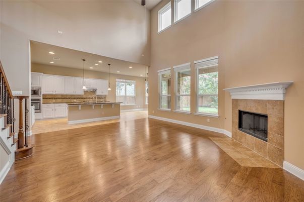 Fireplace, Interior, Kitchen, Pendant Lights, Recessed Lighting, Wood Texture Flooring