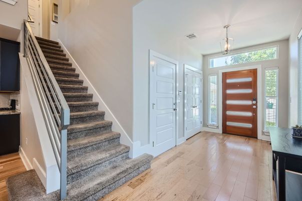 Interior, Pendant Lights, Wood Texture Flooring