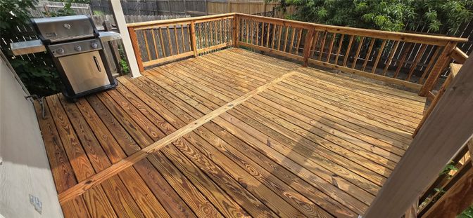 Exterior, Wood Texture Flooring