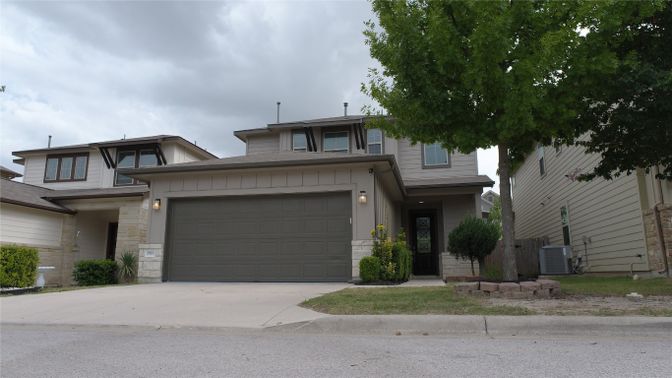 Attached, Exterior, Facade, Modern