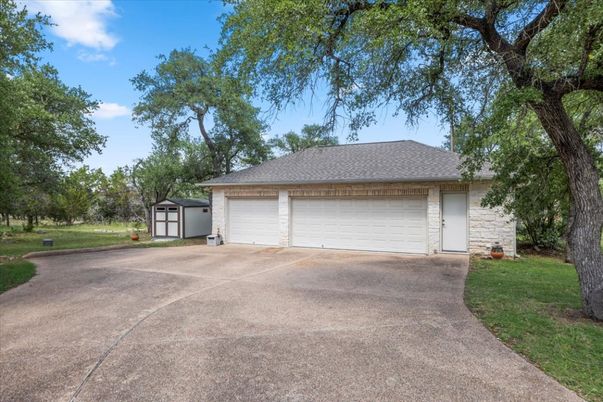 Detached Garage, Exterior
