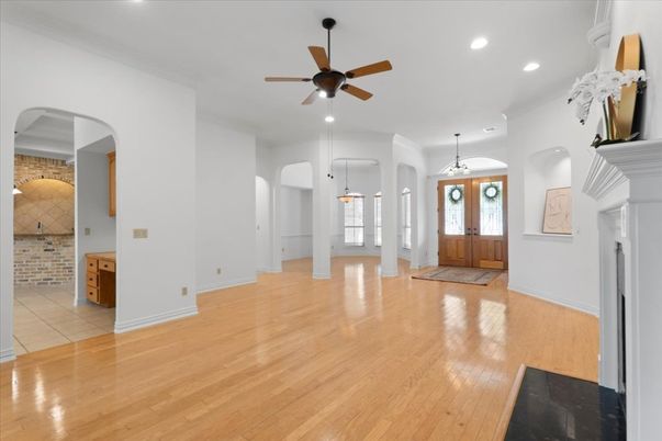 Empty room, Interior, Pendant Lights, Recessed Lighting, Wood Texture Flooring