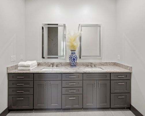 Bathroom, Dual Sink Vanities, Interior