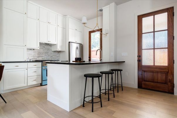 Interior, Kitchen, Pendant Lights, Wood Texture Flooring