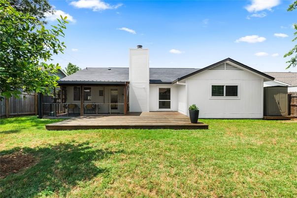 Backyard, Exterior