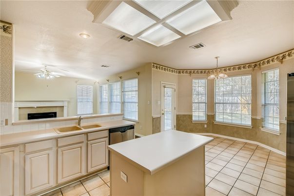 Fireplace, Interior, Kitchen, Pendant Lights, Recessed Lighting