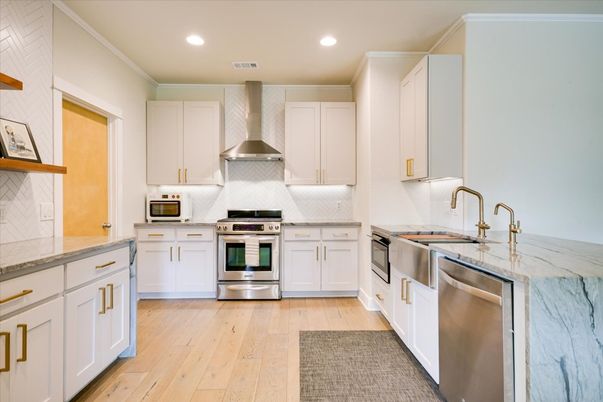 Interior, Kitchen, Recessed Lighting, Stainless Steel Appliances, Wood Texture Flooring