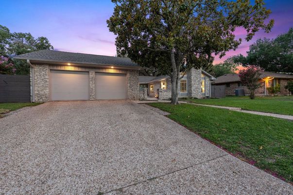 Attached, Exterior, Facade, Brick Facade, Ranch