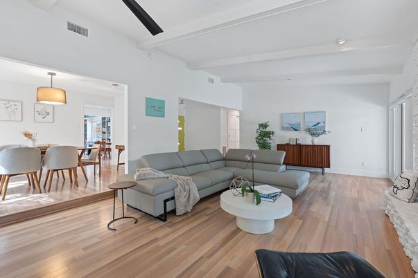 Dining room, Interior, Living room, Pendant Lights, Recessed Lighting, Wood Texture Flooring