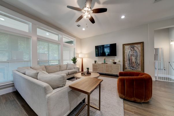 Interior, Living room, Recessed Lighting, Wood Texture Flooring
