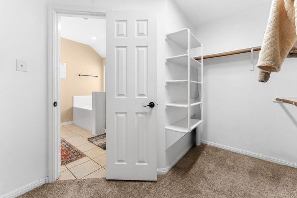 Bathroom, Interior, Recessed Lighting, Walk-in Closets