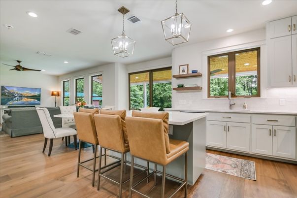 Dining room, Interior, Kitchen, Pendant Lights, Recessed Lighting, Wood Texture Flooring