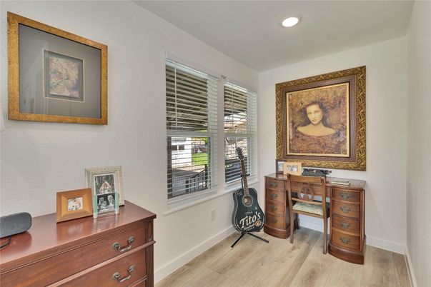 Home Office, Interior, Recessed Lighting, Wood Texture Flooring