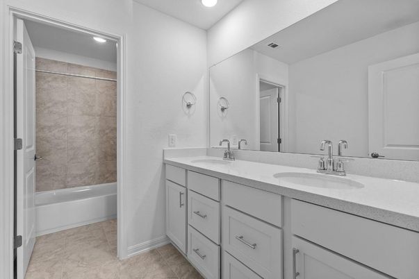 Bathroom, Dual Sink Vanities, Interior, Recessed Lighting
