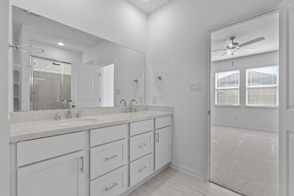Bathroom, Dual Sink Vanities, Interior, Recessed Lighting