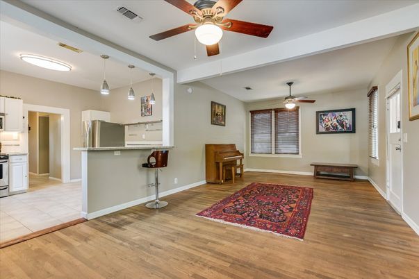 Interior, Kitchen, Pendant Lights, Wood Texture Flooring
