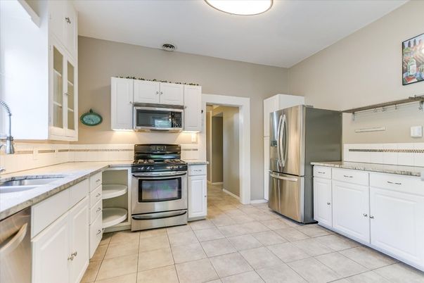 Interior, Kitchen, Stainless Steel Appliances
