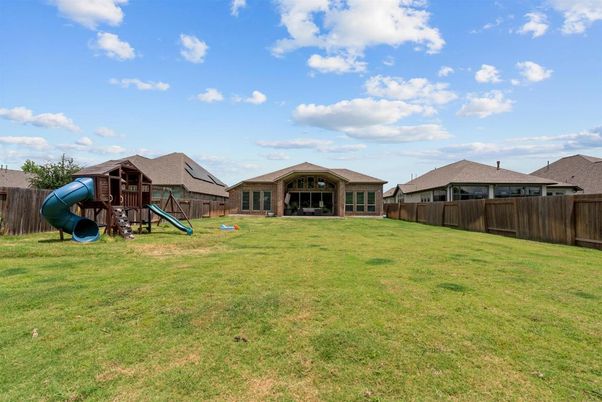 Backyard, Exterior, Playground