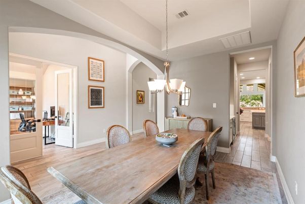 Chandelier, Dining room, Interior, Recessed Lighting, Wood Texture Flooring