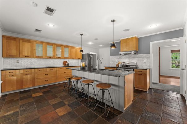 Interior, Kitchen, Pendant Lights, Recessed Lighting, Stainless Steel Appliances