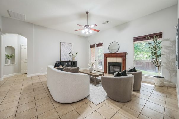 Fireplace, Interior, Living room