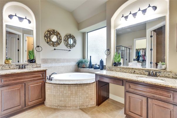 Bathroom, Dual Sink Vanities, Interior