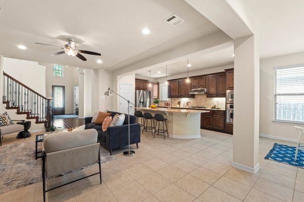 Interior, Kitchen, Living room, Pendant Lights, Recessed Lighting, Stainless Steel Appliances