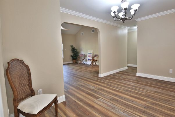 Chandelier, Interior, Wood Texture Flooring