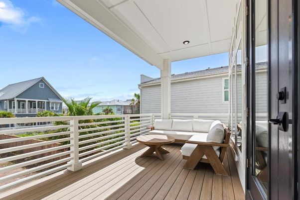 Exterior, Wood Texture Flooring