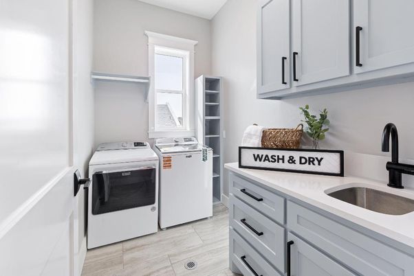 Interior, Washer