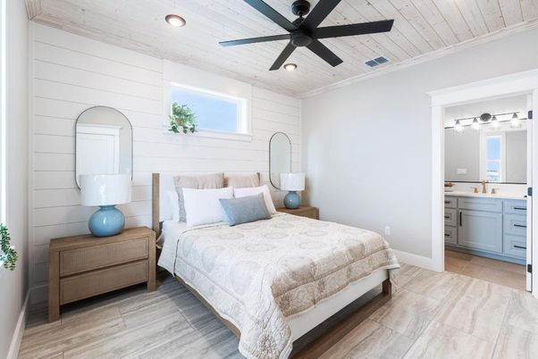 Bathroom, Bedroom, Interior, Recessed Lighting, Wood Texture Flooring