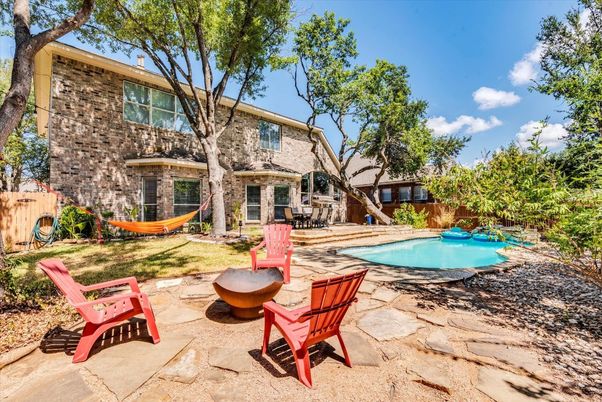 Backyard, Exterior, Pool